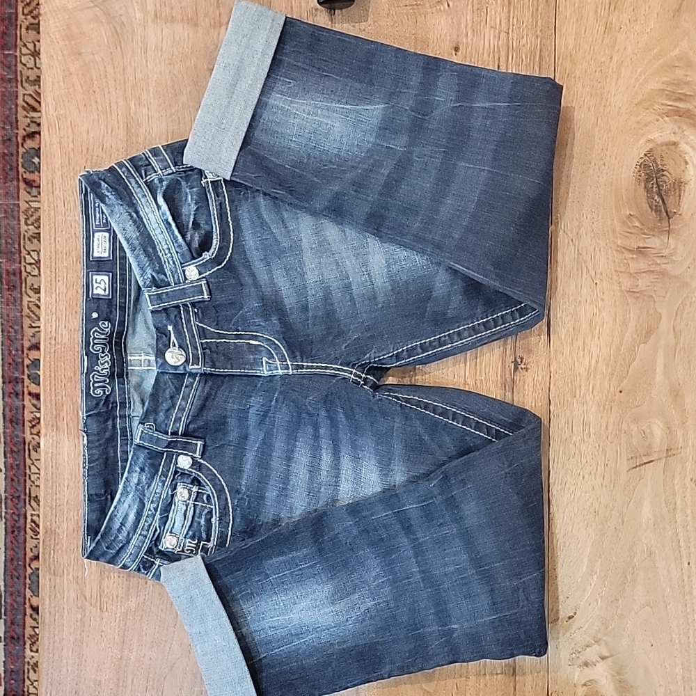 Miss Me Capri - Picture 2 of 4